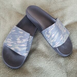 NWOT Mens Under Armor UA Core Remix Slides